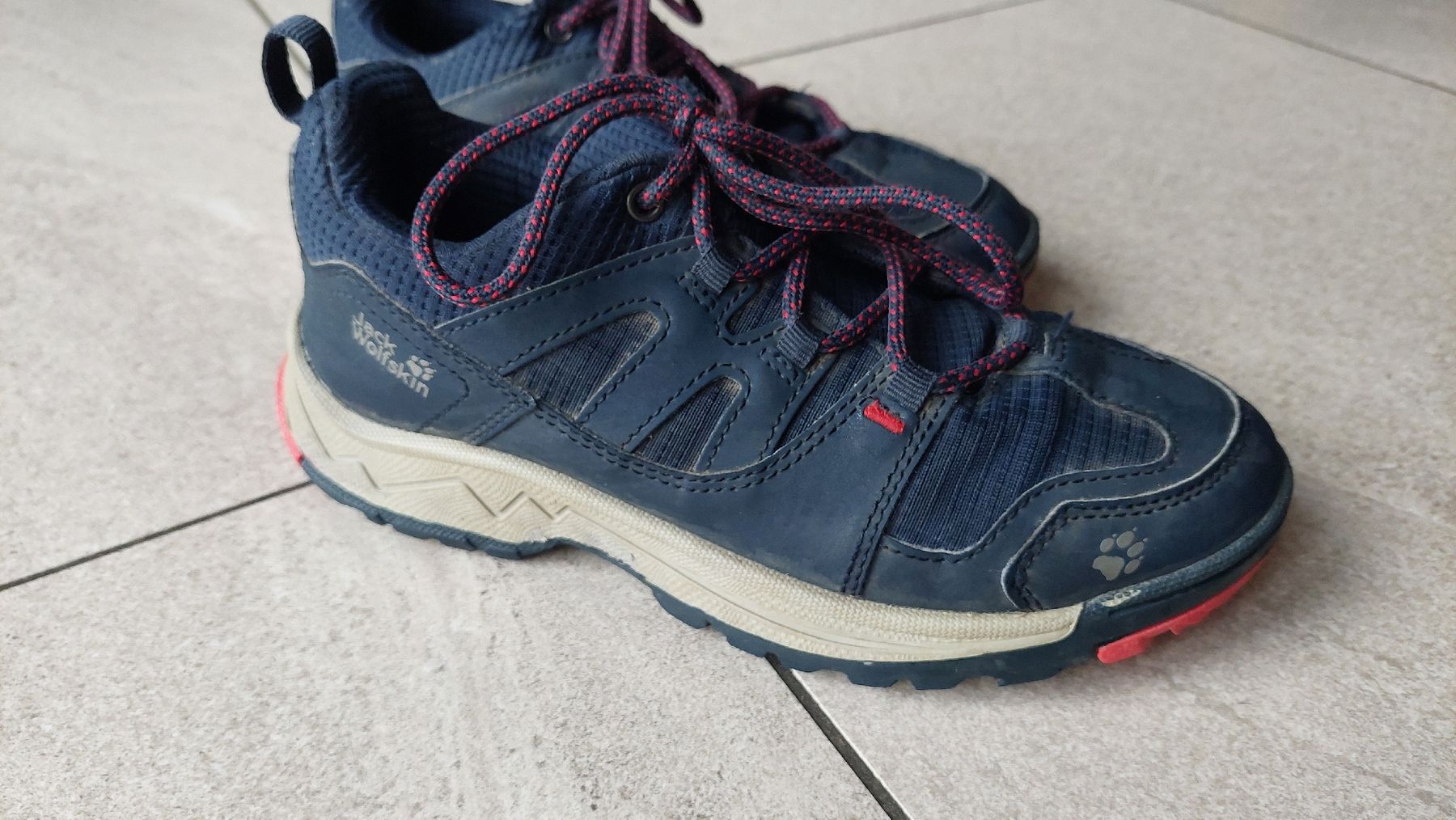 Jack Wolfskin Scarpe per ragazzi: Jack Wolfskin Trekking-/Wanderschuhe Gr. 35 – Usato da Frauenfeld venduto da Dragonheart