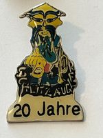 1 Pin Schlitzäugler Gugge 20 Jahre