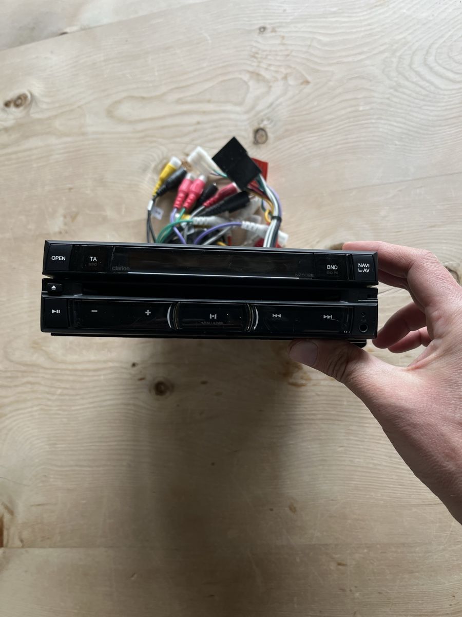 Multimediaplayer & Streamer: Clarion NZ502E Multimedia DVD Player - Navigation Unit – Neu (gemäss Beschreibung) aus Zuoz von Gs88