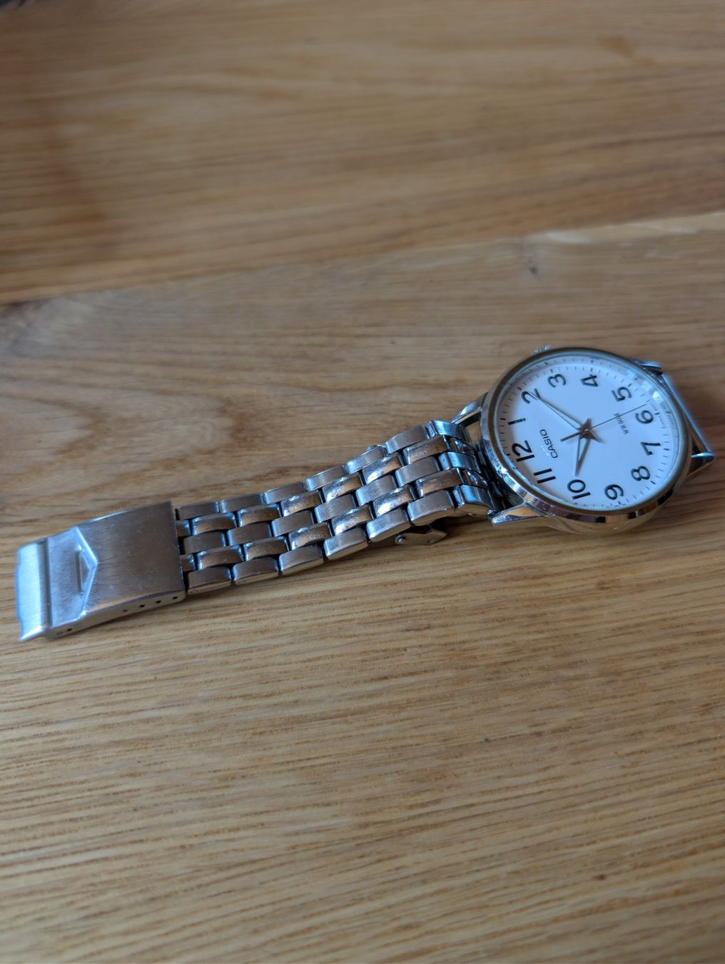 Casio Montres: Casio Uhr – D'occasion à Wynau par Zebrafurz 1