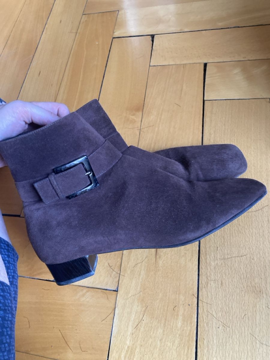 Scarpe da donna: Bottines daim marron Bruno Magli 38 interieur fourrure – Usato da Küssnacht am Rigi venduto da CALIFRASQUI 1
