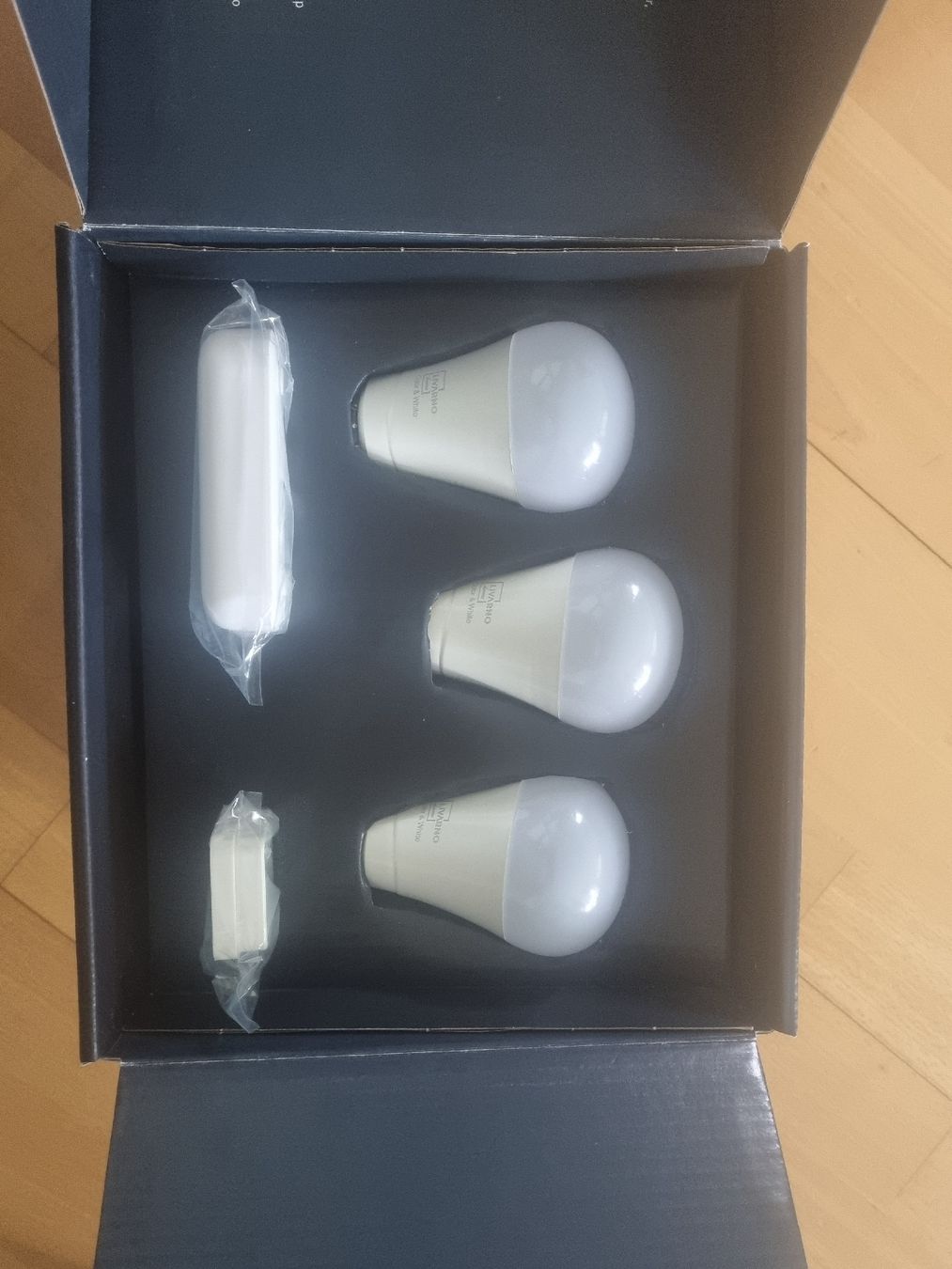 Tutte le decorazioni: Livarno Smart Home E27 Farbwechsel Starter Set, Neu! – Nuovo e nell'imballaggio originale da Arbon venduto da Deki22 3