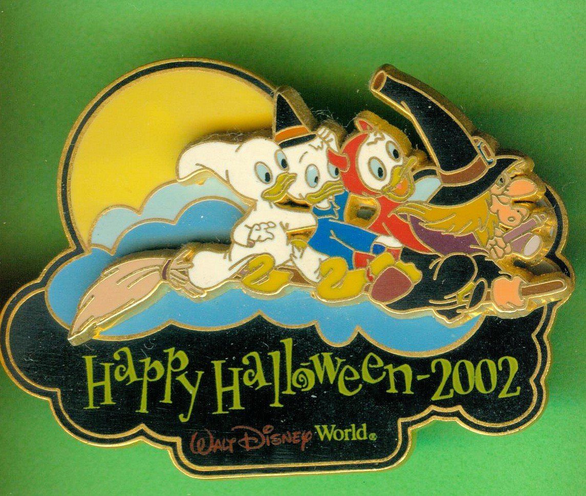 Disney Plaketten & Abzeichen: DISNEY  TICK TRICK TRACK  Happy Halloween 2002 – Gebraucht aus Winterthur von Sammleroase
