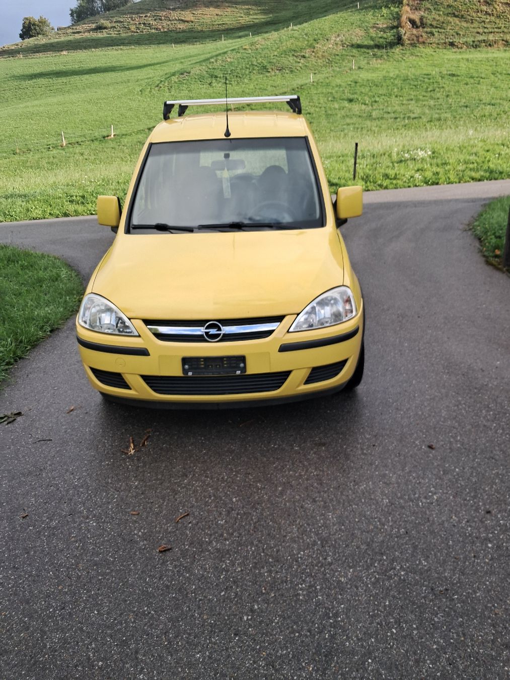 Opel Automobili: Opel Combo – Usato da Brülisau venduto da Pflug6533 4