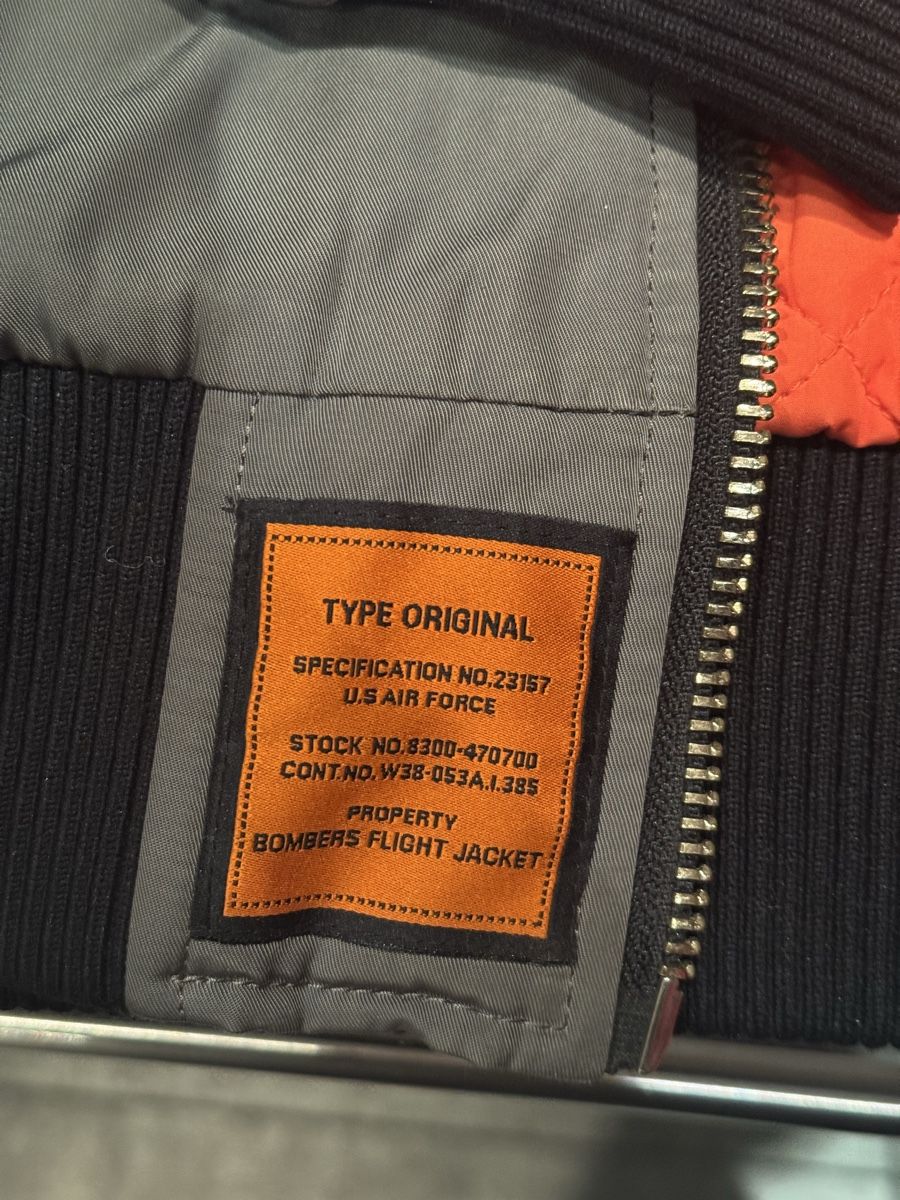 Jacken: Jacke Original Bombers Flight Jacket Size M – Gebraucht aus Appenzell von thi_nnh7 2
