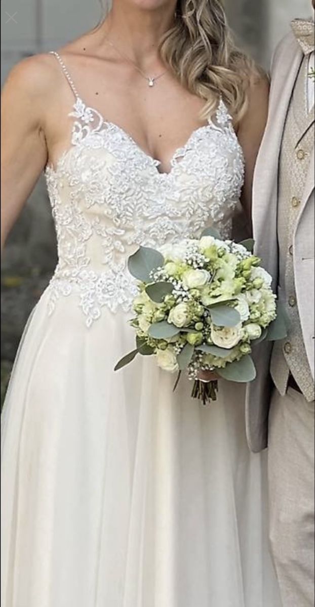Vestiti: Brautkleid Gr. 36 – Usato da Stans venduto da Jaeseli 3