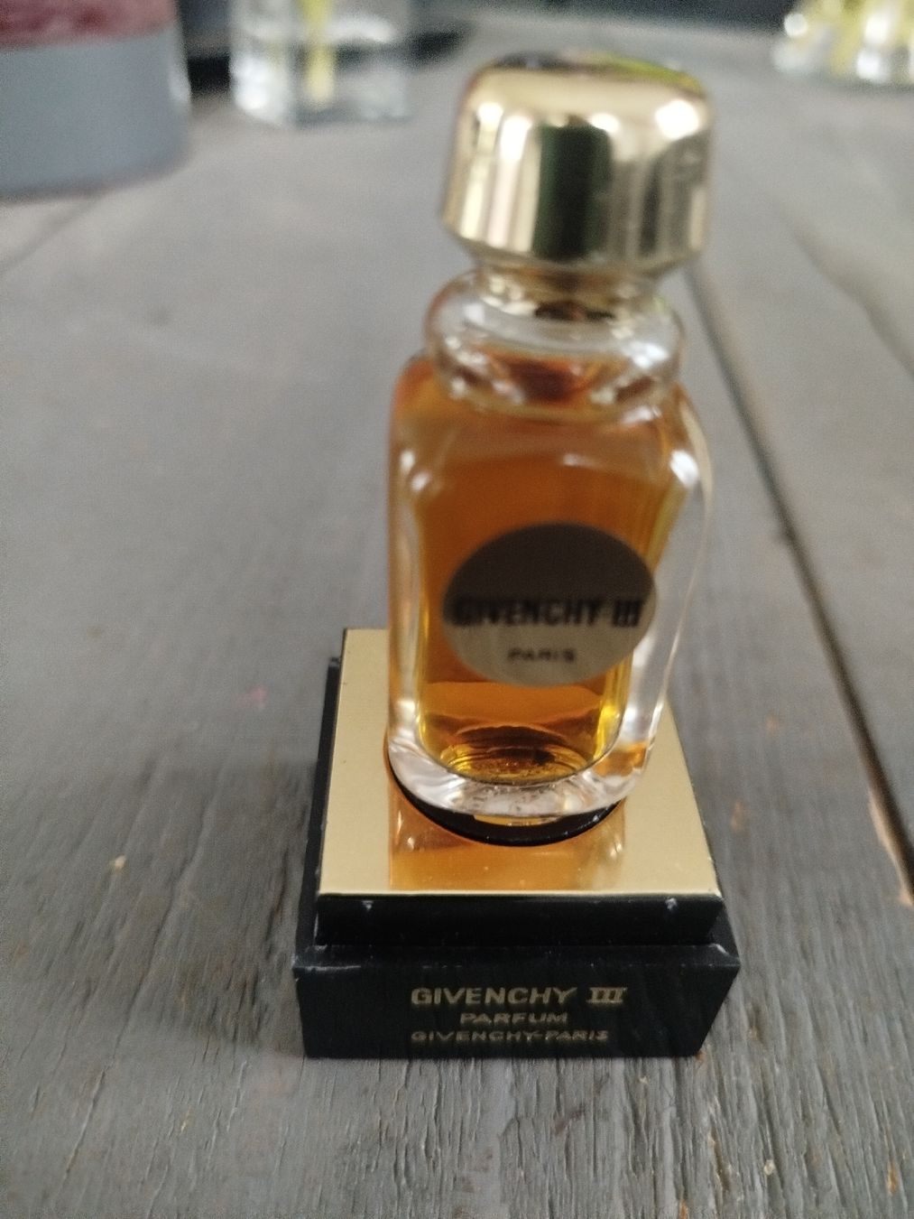 Givenchy Flaconi: Givenchy III, Parfum. 70er Jahre – Nuovo e nell'imballaggio originale da Glashütten venduto da lightmoon 2