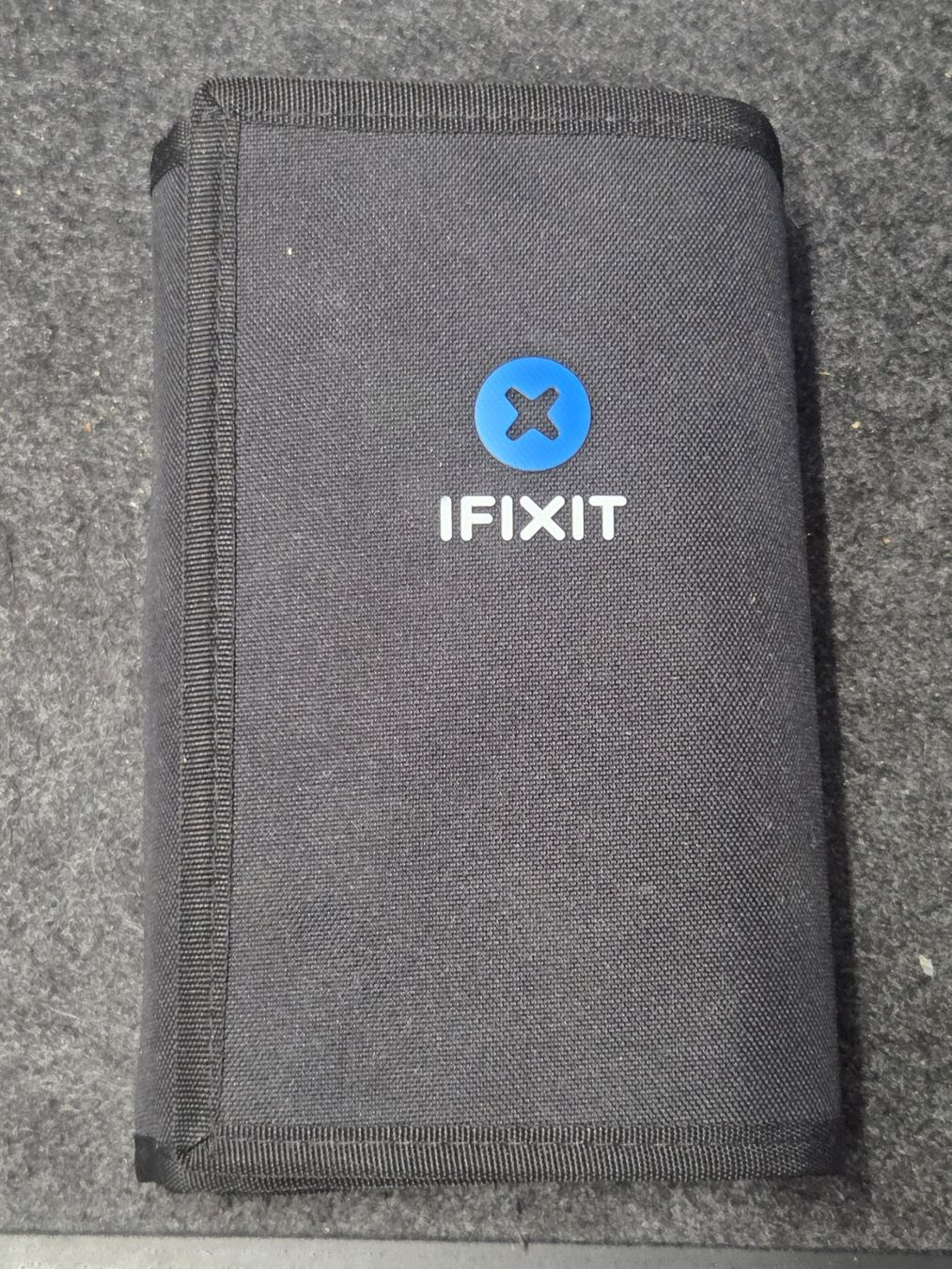 Alle Werkzeuge: iFixit Pro Tech Toolkit – Neu (gemäss Beschreibung) aus St. Gallen von Seraph76 4