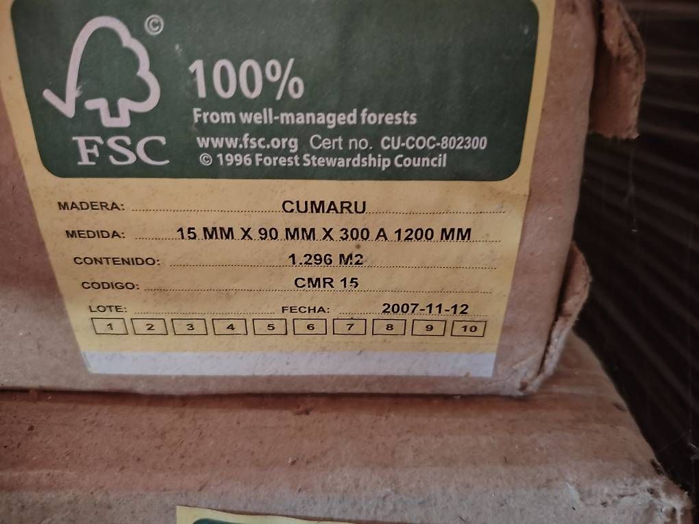 Articoli in legno: Terassen Boden / Dielen  – Usato da Cham venduto da gueler-mann