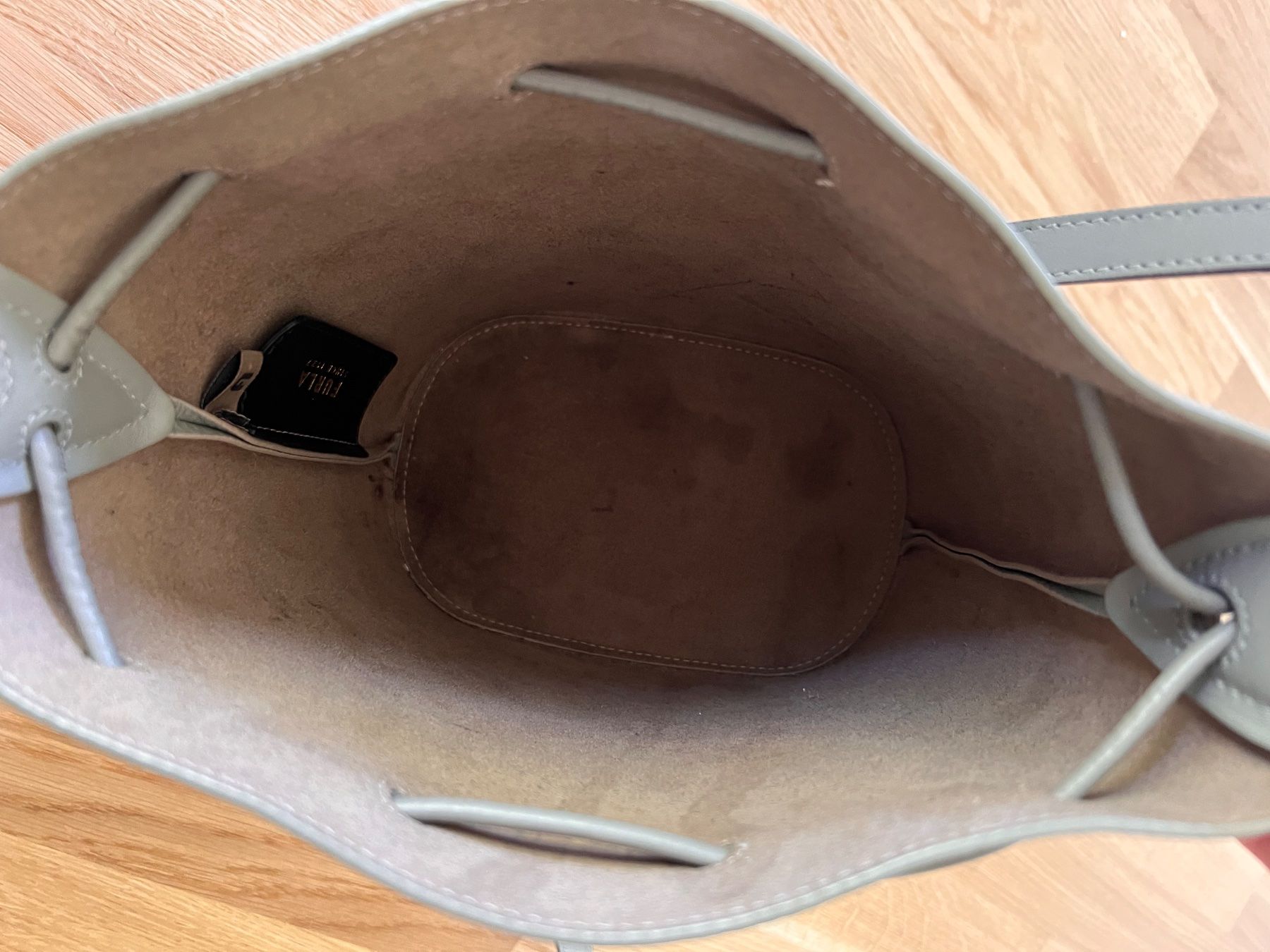 Furla Borse da donna: Furla leather Crossbody Bag – Usato da Zürich venduto da Dolce_90 4
