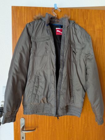 Puma Winterjacke Gr. L, neuwertig