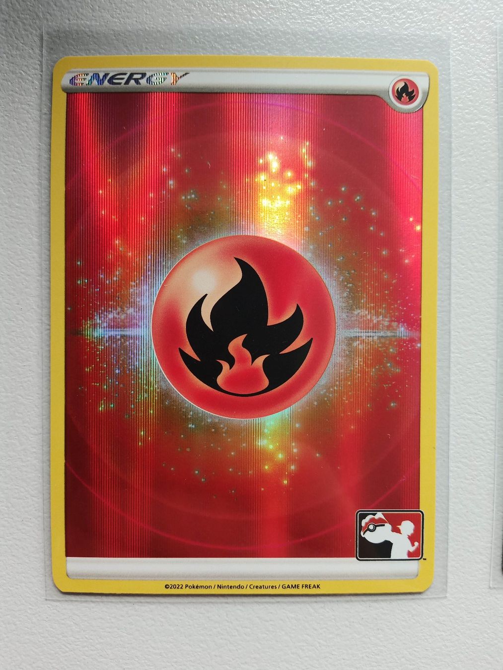 Pokémon Sammelbilder & Trading cards: Fire Energy HOLO - Pokemon TCG Prize Pack Stamp – Gebraucht aus Altstätten SG von GGsGameshop
