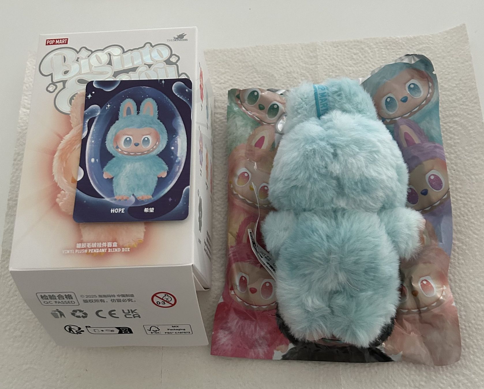 Pop Mart Figurines: Pop Mart Big Into Energy Labubu - Hope – Neuf (Voir description) à Rheinfelden par Boutique_Luxe 2