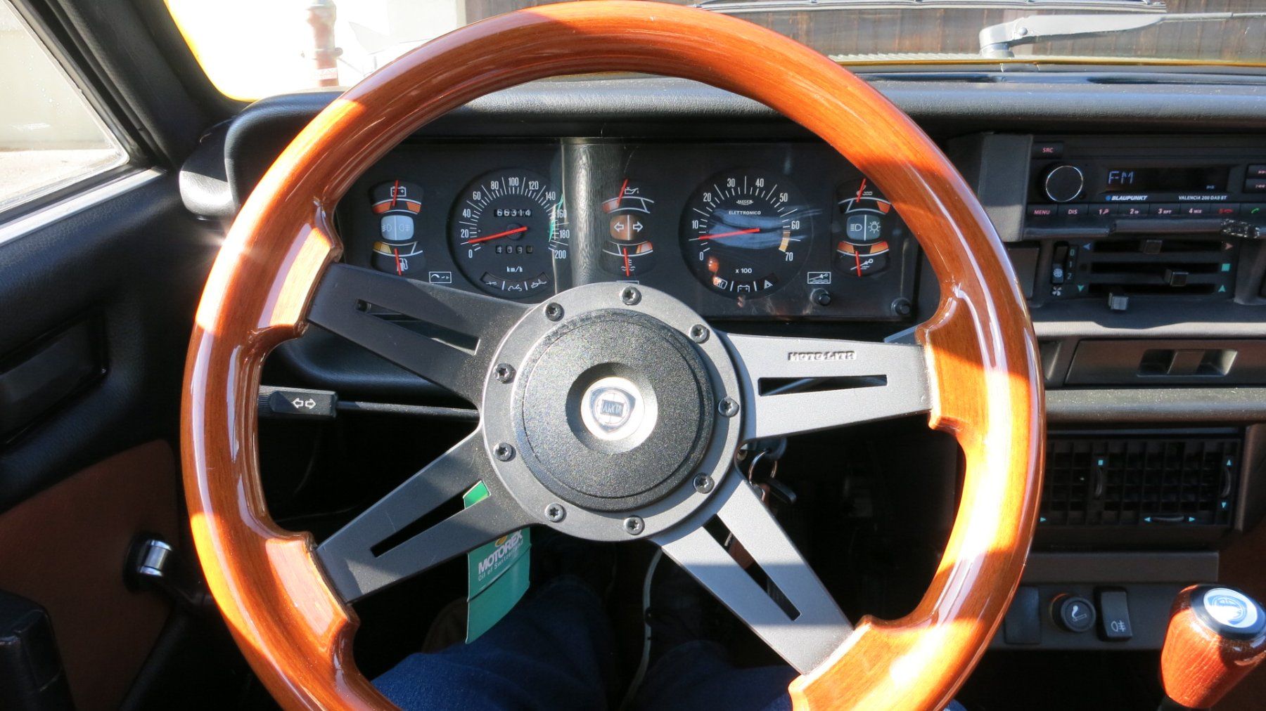 Lancia Autos: Lancia Beta 2000 Spider 1981 – D'occasion à Winznau par Kohler1 4