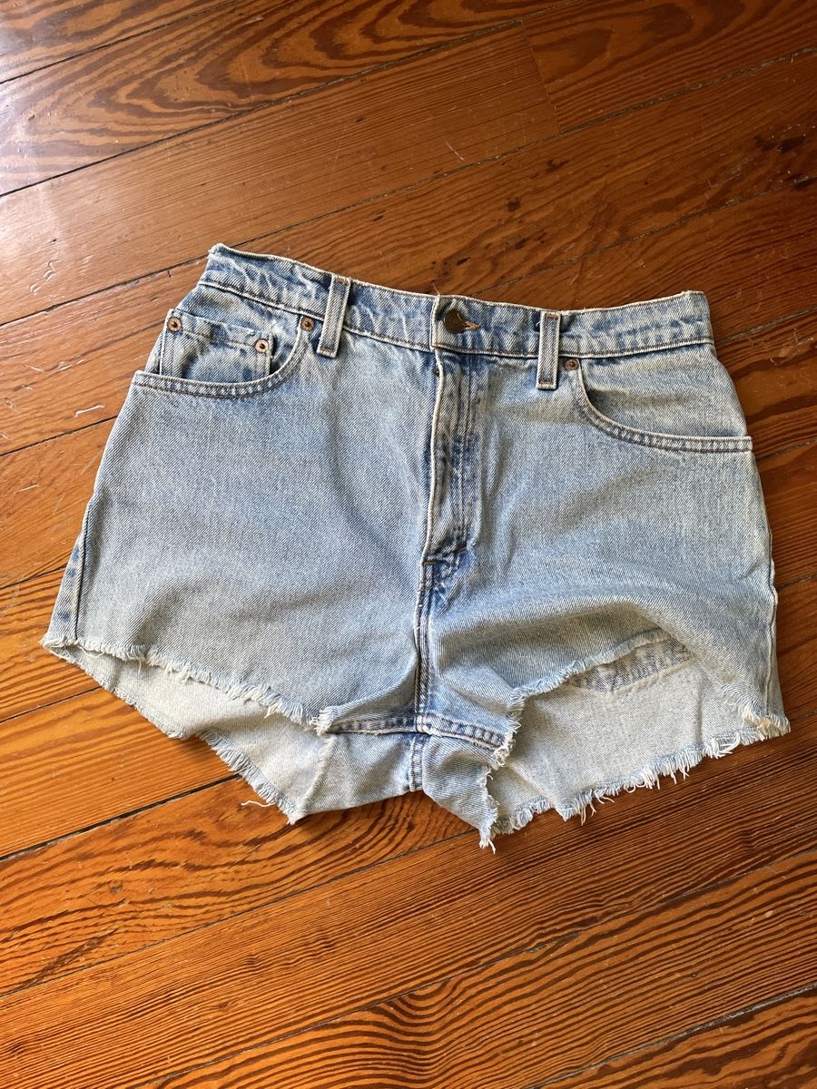 Jeans: Jeans Shorts von Levis/Rework – Usato da Bern venduto da Corinn_na