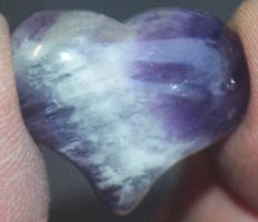 Deko - Heilsteine X-582 – Amethyst Herz – ca. 25x20x11mm