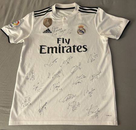 Real Madrid Maillot 15+player signed Champions league season