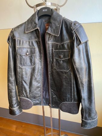 Lederjacke Hugo Boss; neu