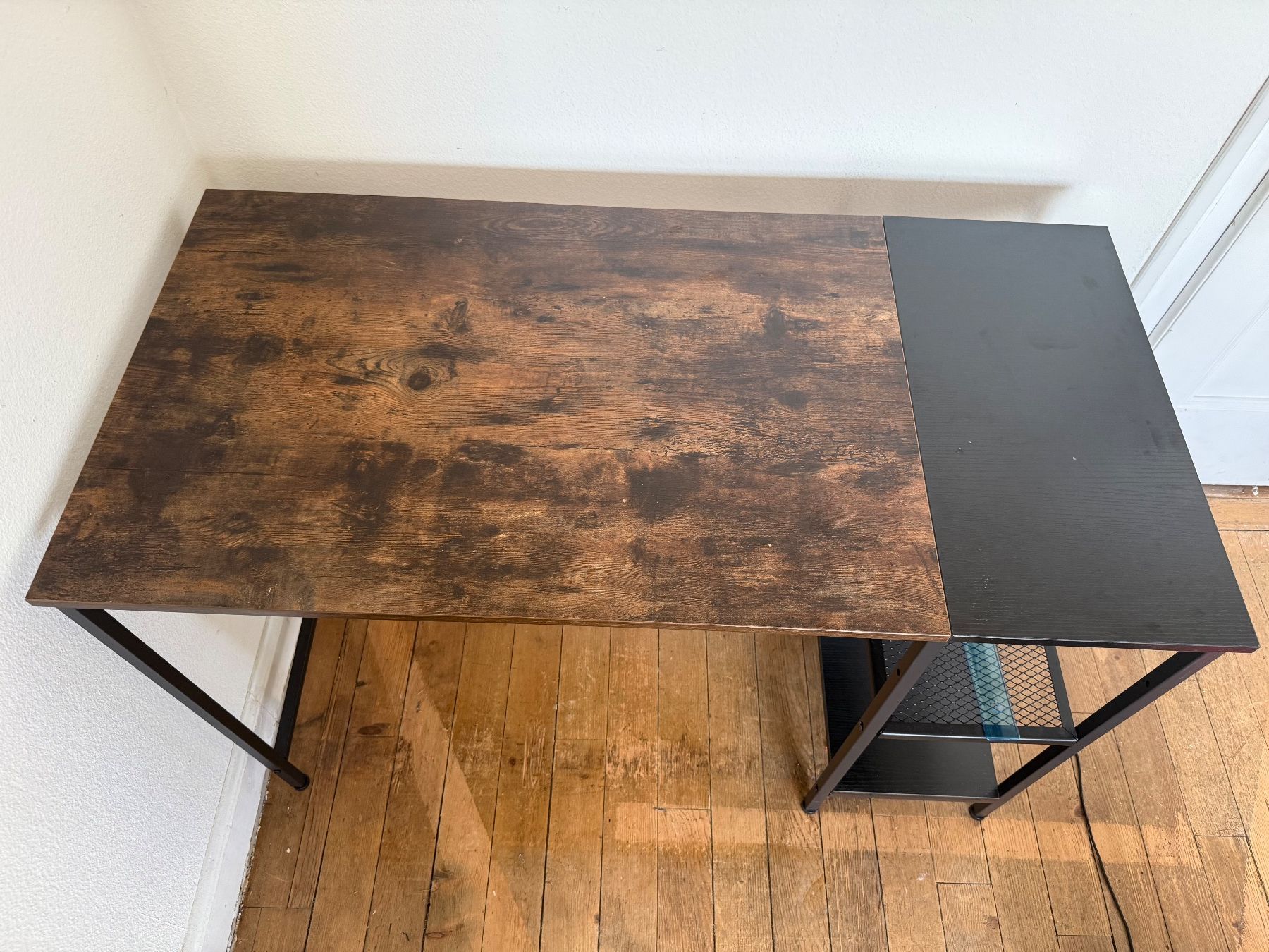Scrivanie: Bureau noir/brun – Usato da Lausanne venduto da Ruche_ 3