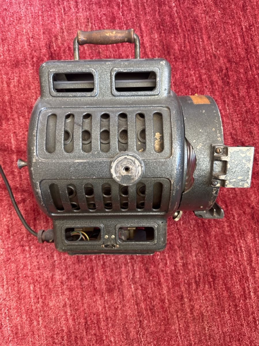 Arri Lampen: ARRI-Filmscheinwerfer – Gebraucht aus Zürich von Reber_626 6