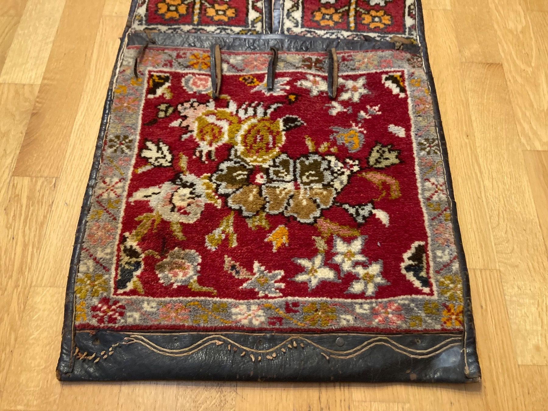 Tappeti: Wandteppich, antike Satteltasche, ca. 45x125 cm – Usato da Domat/Ems venduto da Stein_und_Holzbruch 1