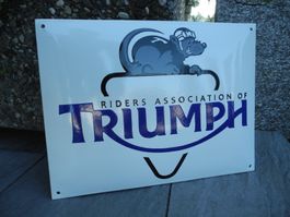 TRIUMPH EMAILSCHILD