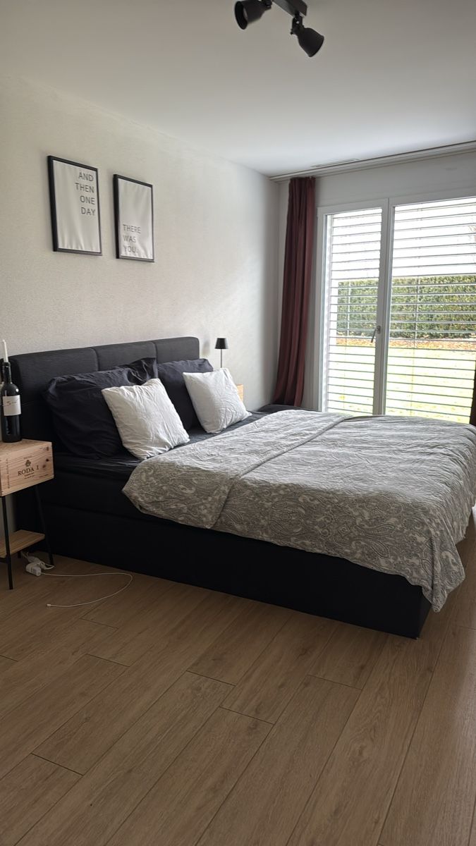 Betten: Boxspringbett Gratis – Gebraucht aus Wil SG von van_9yt5