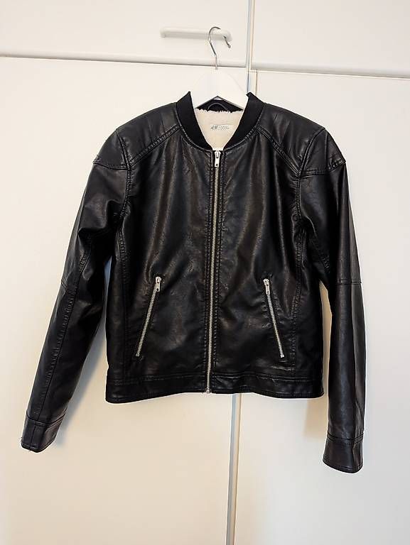 H&M Giacche: Kunstlederjacke H&M – Usato da Herzogenbuchsee venduto da Obivius