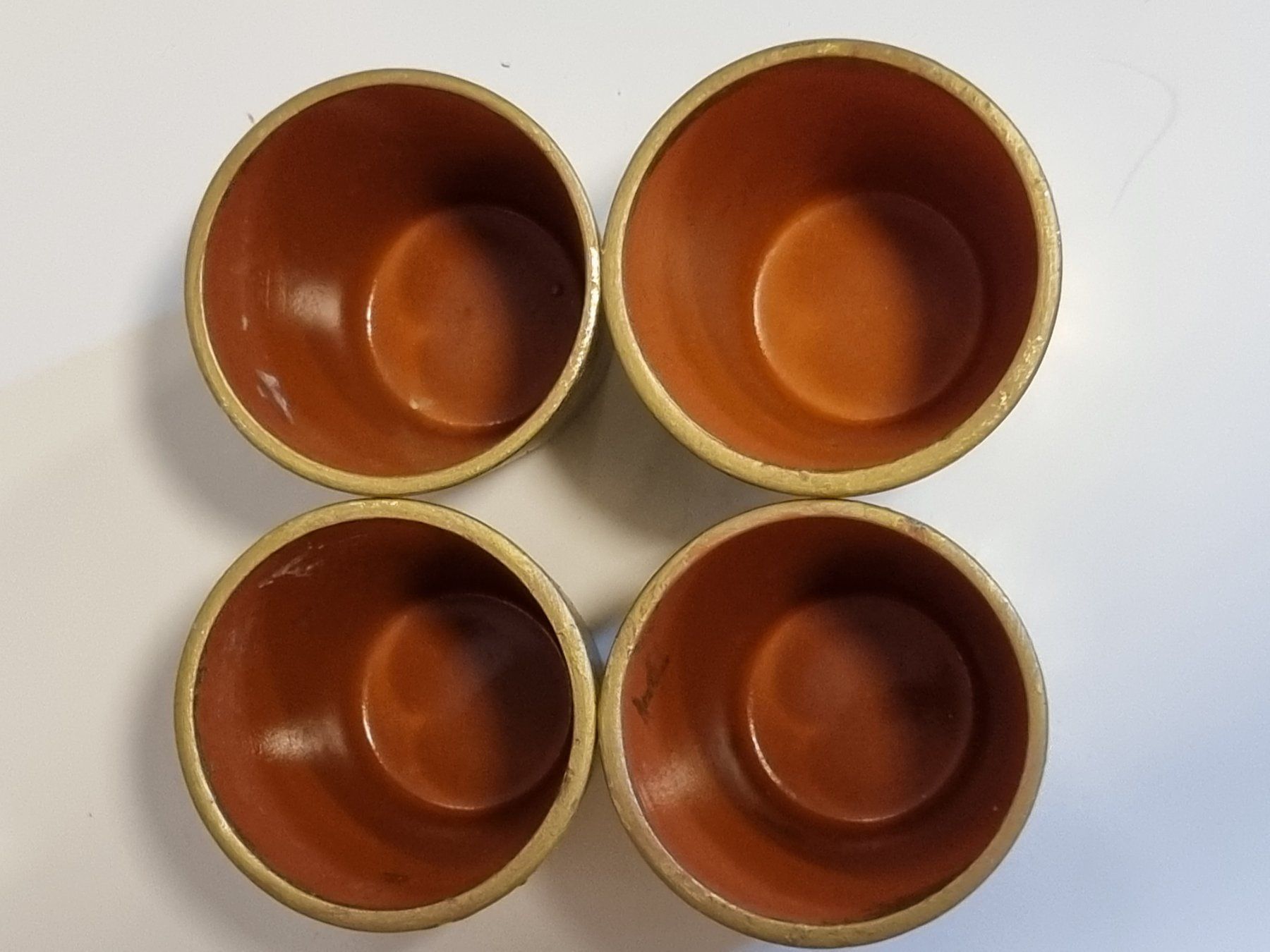 Vasi per fiori: 4 Mini-Übertöpfe in Antik-Gold / Altgold – Usato da Scharnachtal venduto da devin03 6