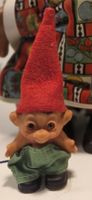 Troll Figur mit roter Mütze