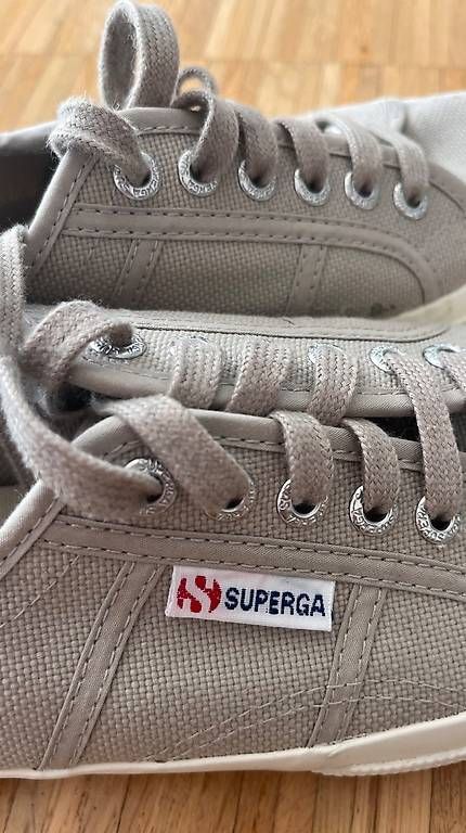 Scarpe da donna: Superga Gr. 39 – Usato da Zürich venduto da Flamingo85 3
