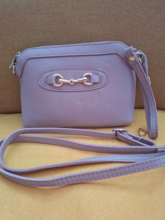 Joli Sacoche beige rose poudré, en cuir, commeneuf