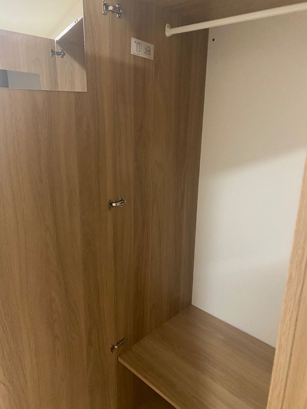 Ikea Schränke: Ikea Kleiderschrank – Gebraucht aus St Gallen von qjw_rt9q 3