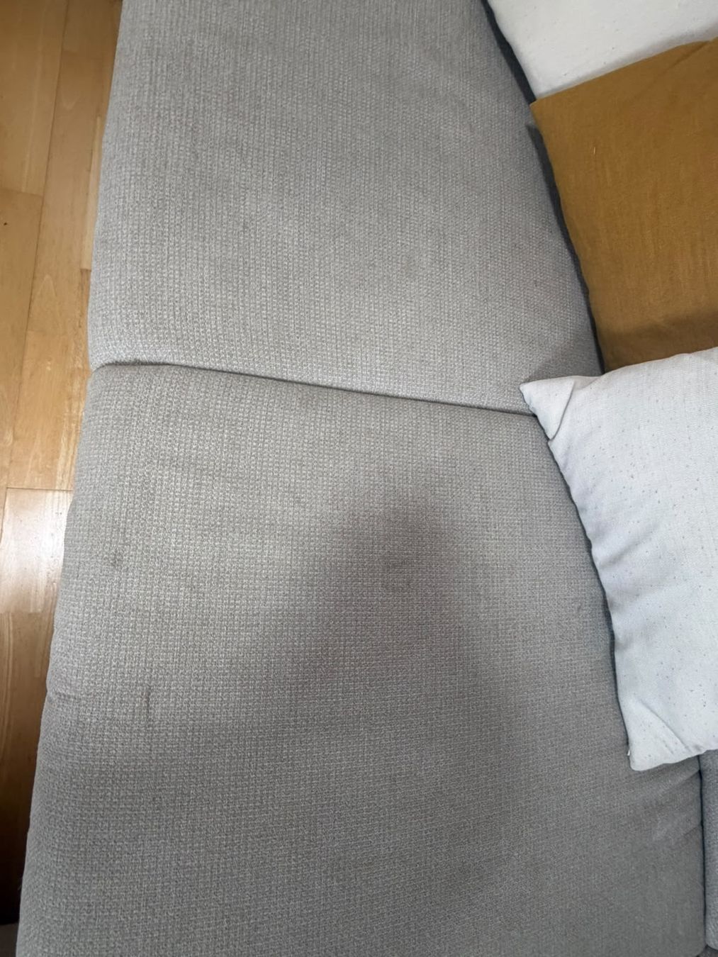 Divani: Ecksofa 270x220 cm gebraucht mit Flecken – Usato da Metzerlen venduto da Susii80 2