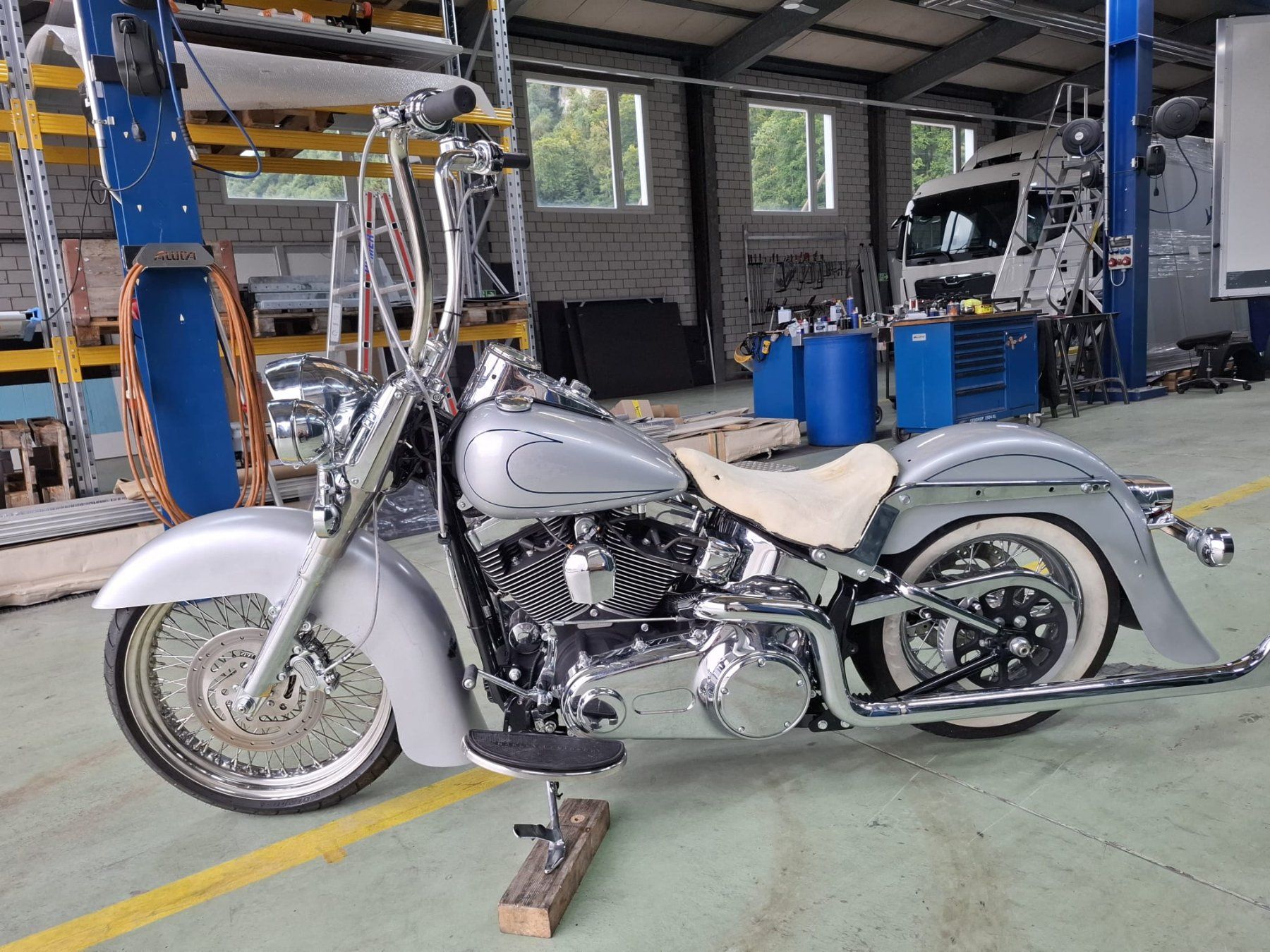Harley-Davidson Chopper: Harley-Davidson FLSTC Projekt – Difettoso da Aarau venduto da sgl_y755 2