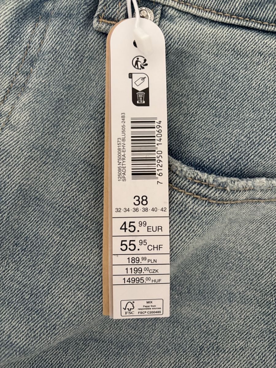 Tally Weijl Jeans: Neue Tally Weijl Jeanshose – Nuovo e nell'imballaggio originale da Dübendorf venduto da ann_f7mq 2