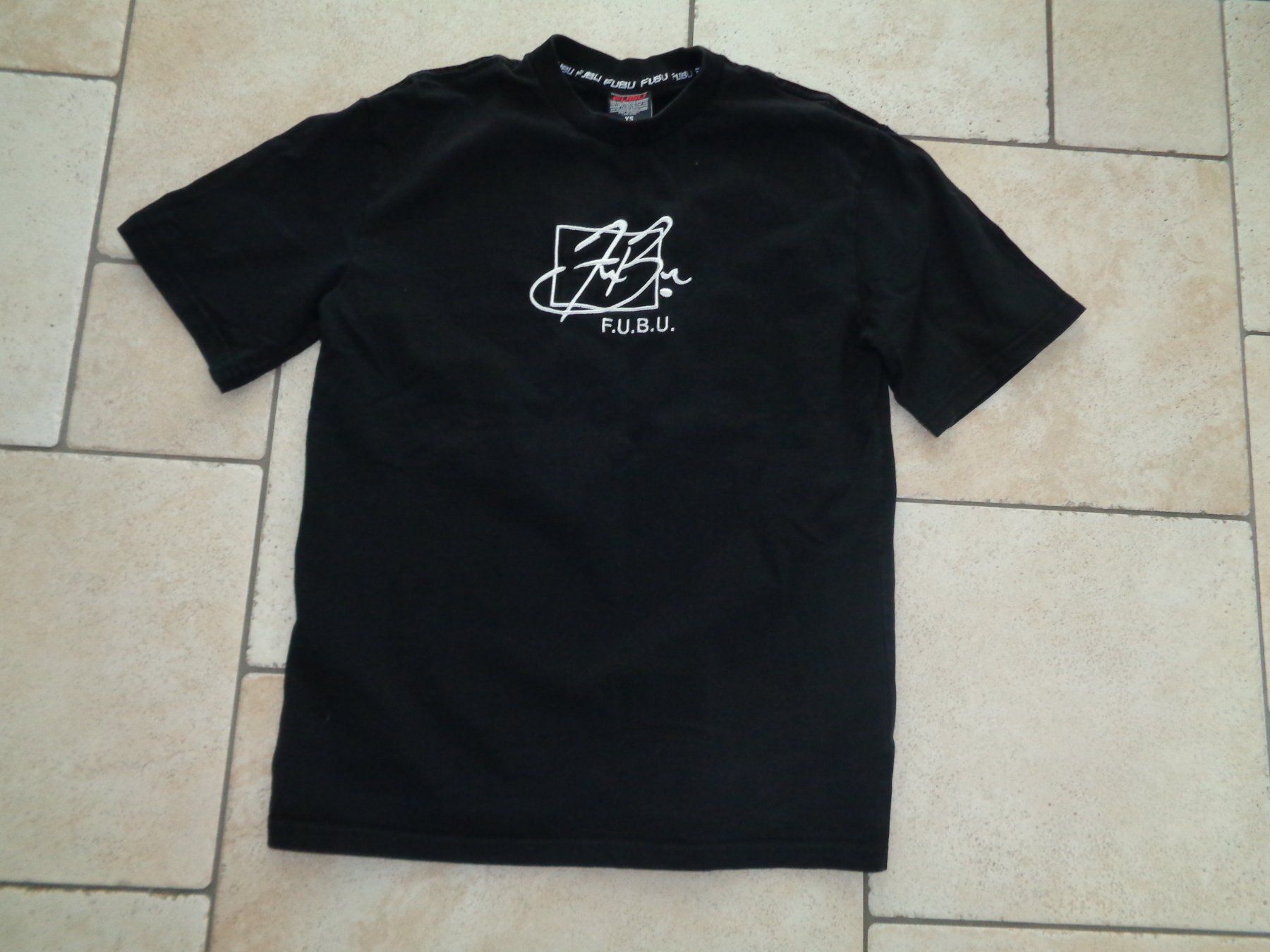 T-Shirts: Shirt  Fabu  Grösse XS – Gebraucht aus Kreuzlingen von Robi-2003