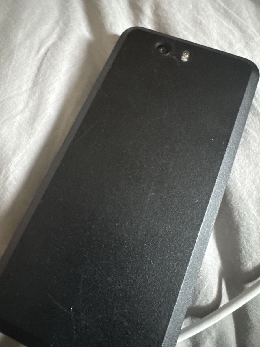 Handys / Smartphones: Librem 5 – Defekt aus Biel/Bienne von Baol1 3