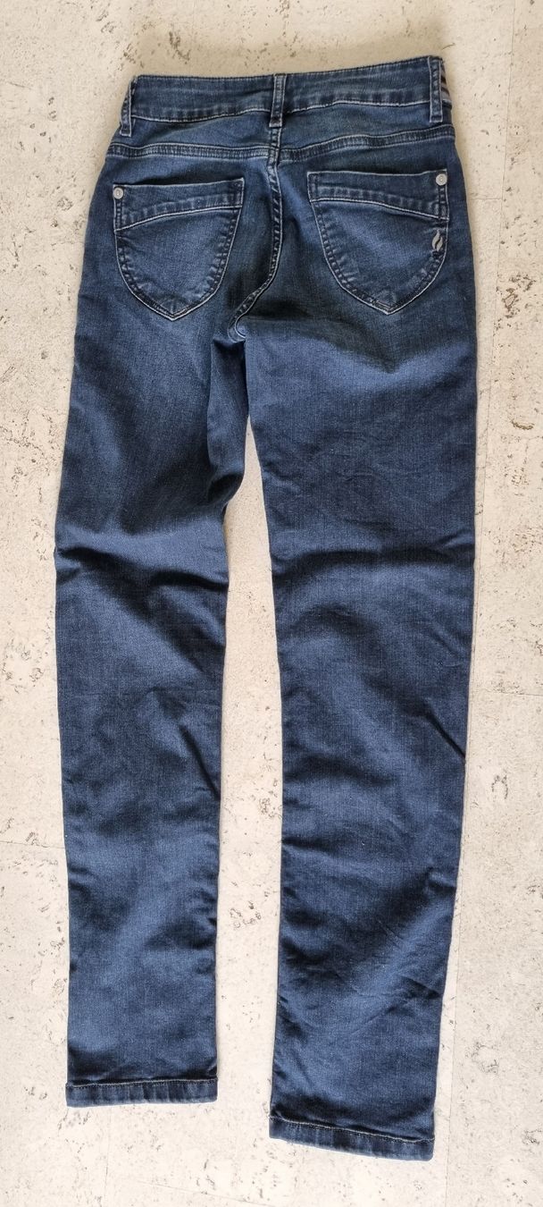 Jeans: Jeans Bluefire Co, D32 W26/L30 – Usato da Bülach venduto da Nilpferd02 3