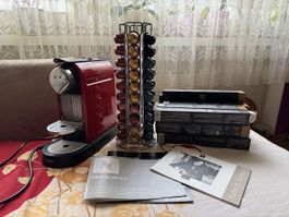Nespresso Kaffeemaschine inkl. Kapseln & Kapselspender