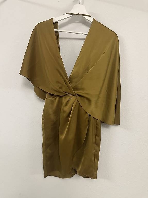 Kleider: ASOS Kleid  – Neu und originalverpackt aus Kreuzlingen von ami_6mbf 1