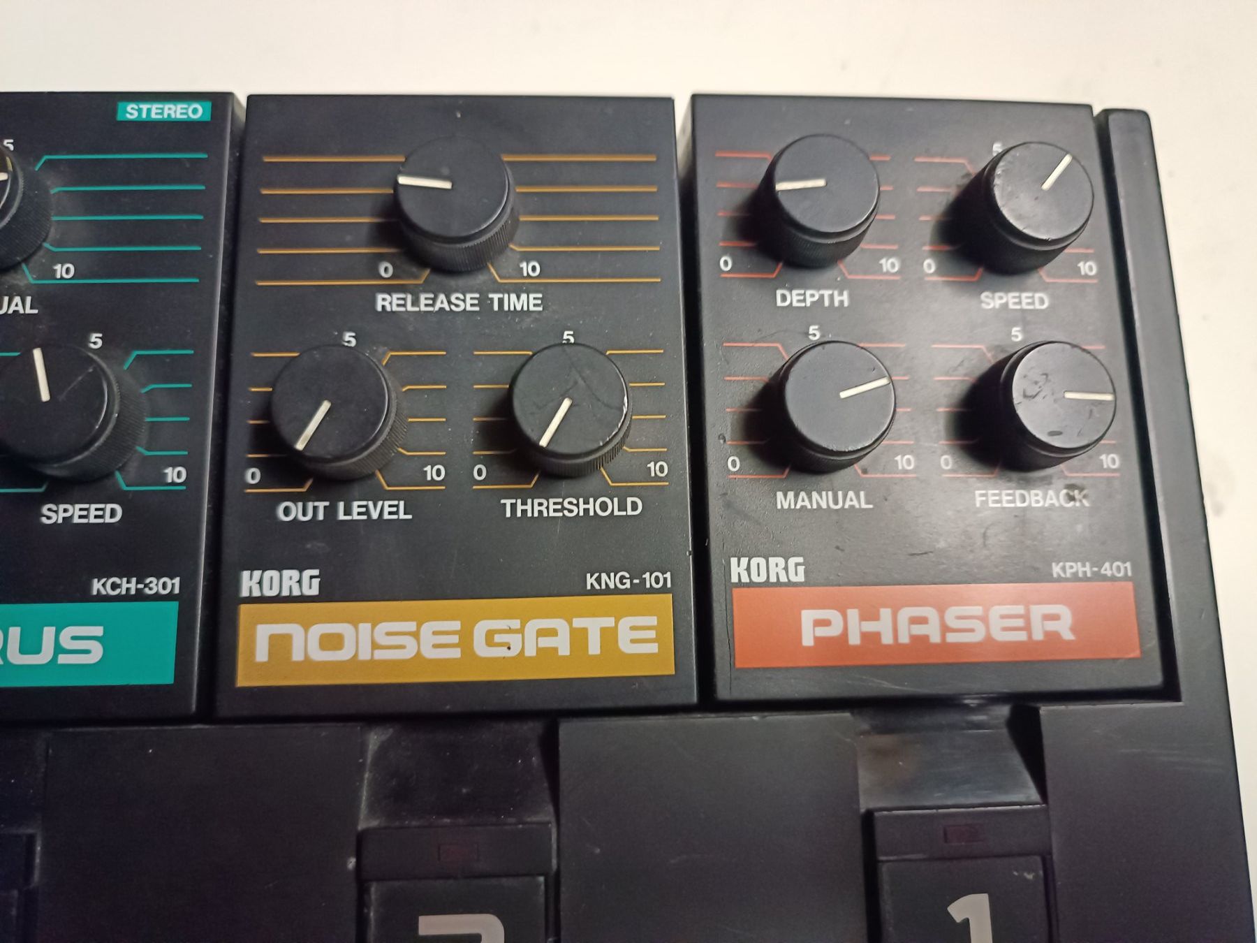 Korg Strumenti musicali: Korg PME 40X Effektgerät Delay, Chorus, Noise Gate, Phaser – Usato da Grüt (Gossau ZH) venduto da adi_7jwv 4