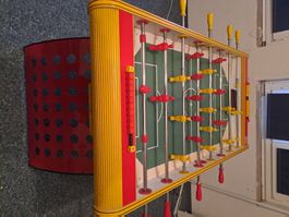 Tischfussballspiel rot gelb gebraucht guter Zustand