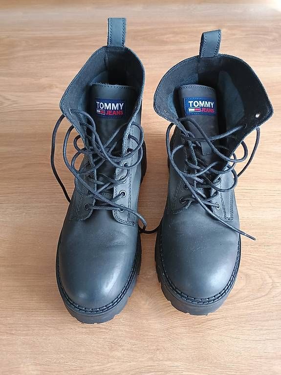 Herrenschuhe: Tommy Jeans Schnürboots Grösse 44  – Gebraucht aus Huttwil von Userabcde 3