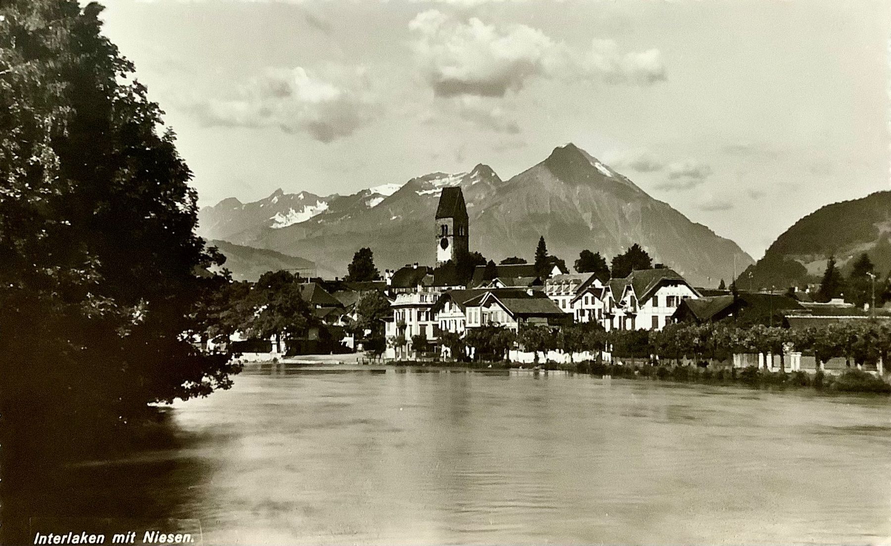 Ansichtskarten: 1943 - INTERLAKEN mit Niesen - Berner Oberland – Gebraucht aus Root von ENGLAND-TREASURES 1