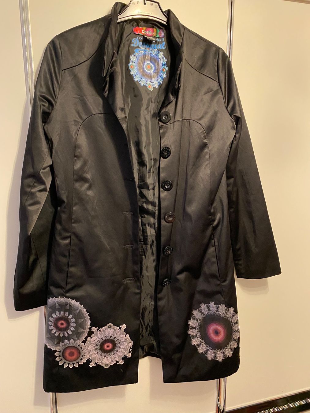 Desigual Giacche: Desigual Damen Jacke gr.40 – Usato da Pfungen venduto da Sheki56