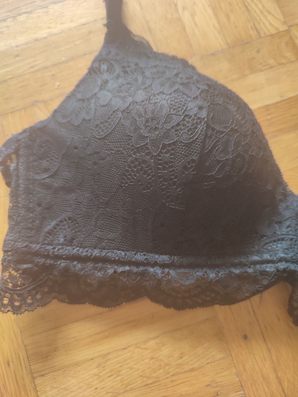 Altra biancheria intima: Schwarzer BH mit Spitze Grösse 75B – Nuovo (secondo la descrizione) da Waltenschwil venduto da Bodensee84 1