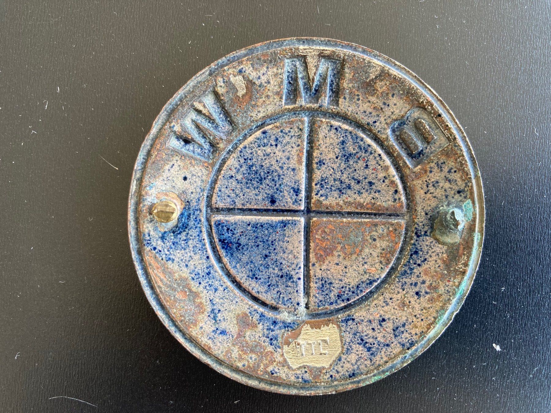 BMW Toutes les pièces détachées moto: BMW Emblem 50er Jahre – D'occasion à Dübendorf par vesparazzo 1