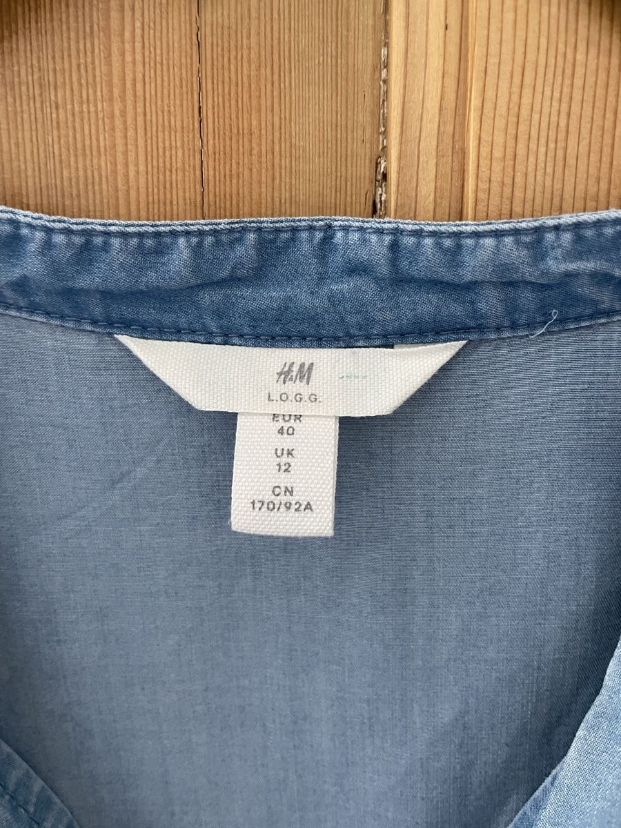 H&M Camicette: Jeans Bluse von H&M 40 – Usato da Sissach venduto da Gaemma 3