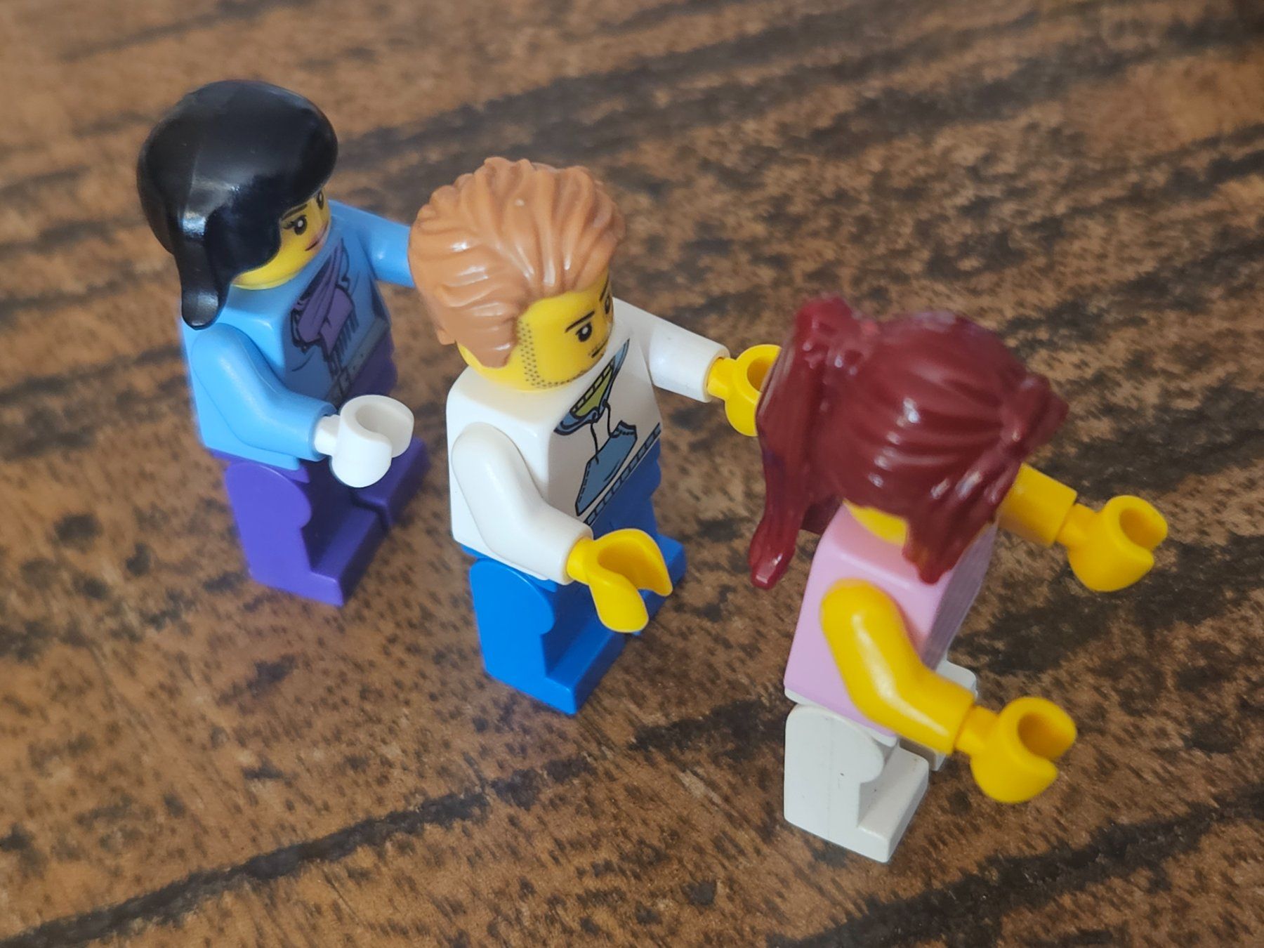 Lego Kit di costruzioni: lego lot de 3 figurines – Usato da Confignon venduto da Ecrofigs 3